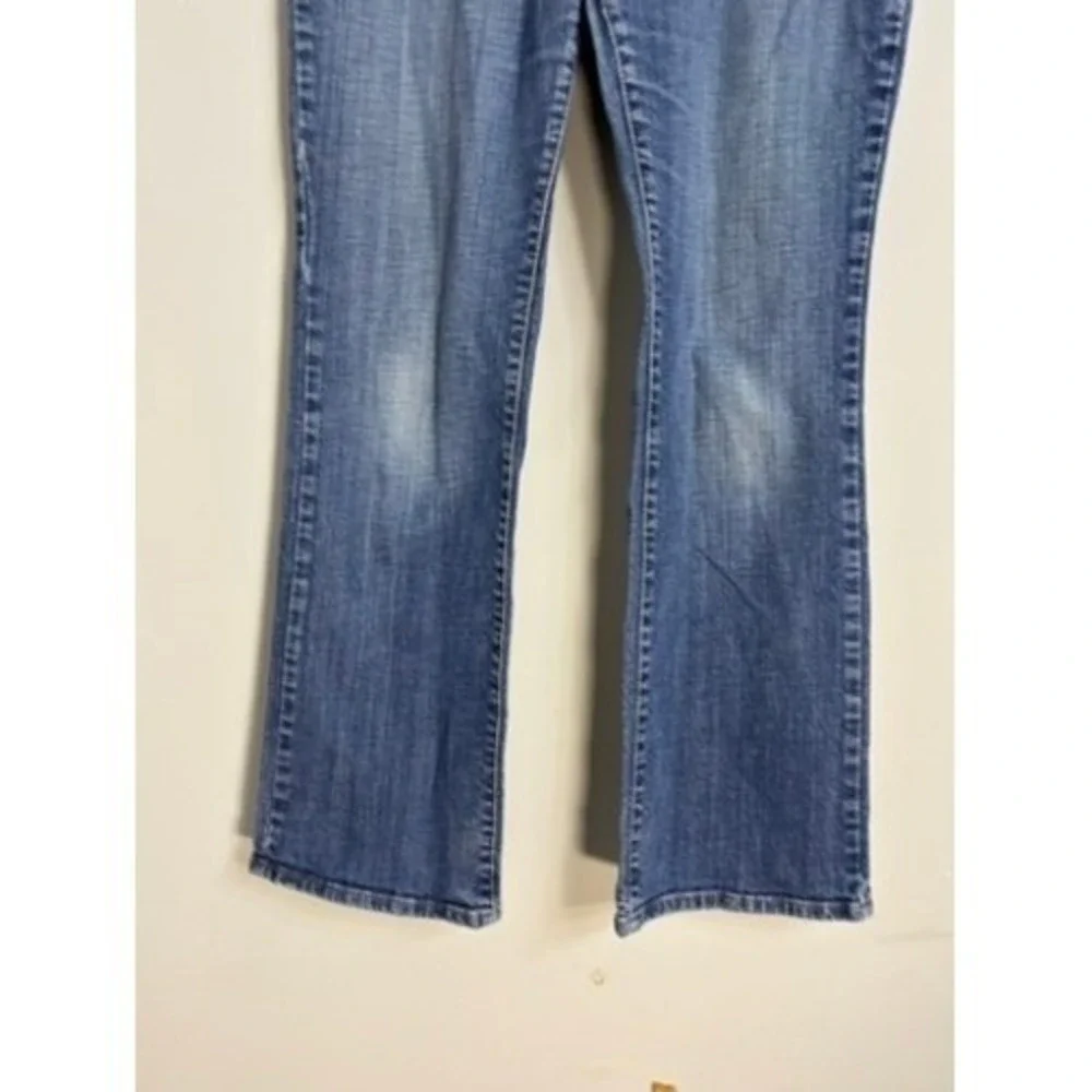Levi's‎ 550 Relaxed Bootcut Jeans Medium Wash Women's Size 10 Medium